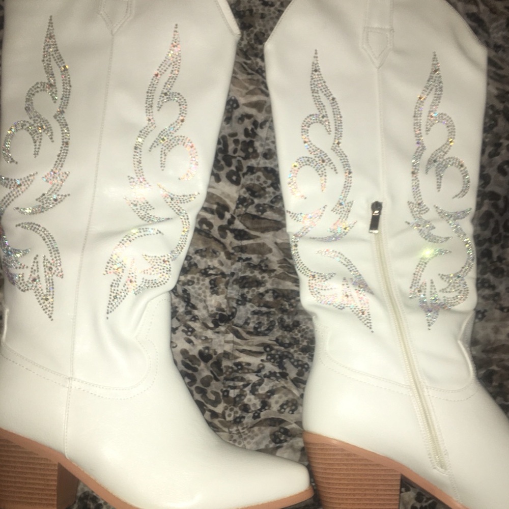 Y2K White Holographic Embellished Western Boots